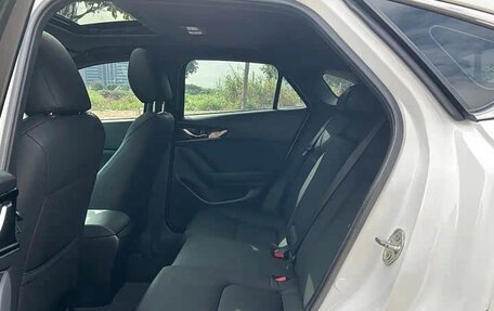 Mazda CX-4, 2023 год, 1 690 000 рублей, 12 фотография
