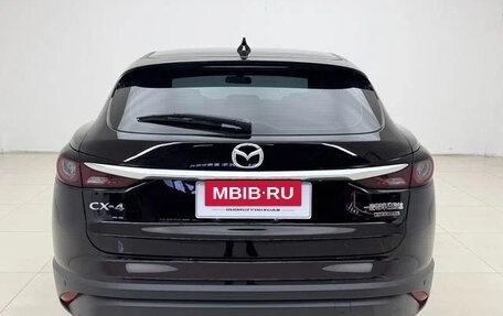 Mazda CX-4, 2023 год, 1 720 000 рублей, 5 фотография