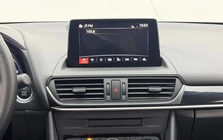Mazda CX-4, 2023 год, 1 720 000 рублей, 12 фотография