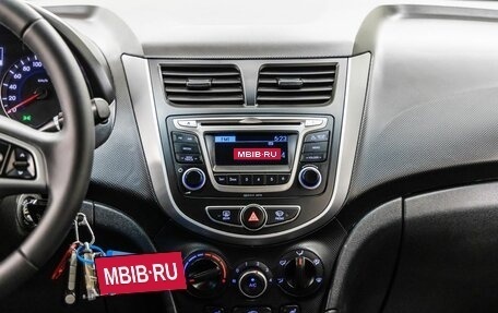 Hyundai Solaris II рестайлинг, 2015 год, 868 000 рублей, 19 фотография