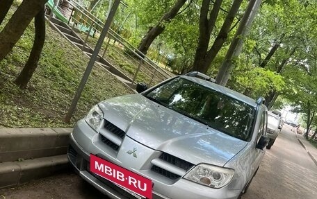 Mitsubishi Outlander III рестайлинг 3, 2008 год, 1 300 000 рублей, 6 фотография