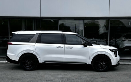 KIA Carnival, 2025 год, 6 250 000 рублей, 3 фотография