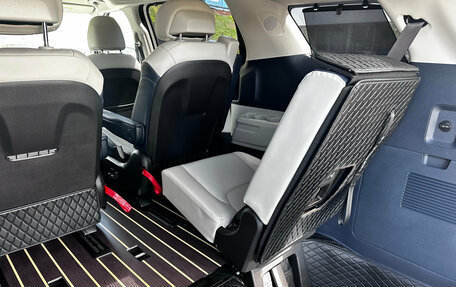 KIA Carnival, 2025 год, 6 250 000 рублей, 39 фотография