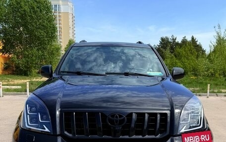 Toyota Land Cruiser Prado 120 рестайлинг, 2005 год, 1 650 000 рублей, 3 фотография