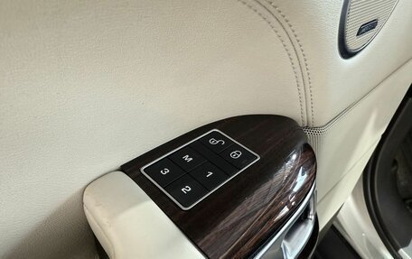 Land Rover Range Rover IV рестайлинг, 2017 год, 3 799 000 рублей, 21 фотография