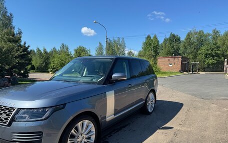 Land Rover Range Rover IV рестайлинг, 2019 год, 8 800 000 рублей, 2 фотография