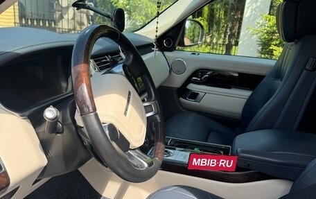 Land Rover Range Rover IV рестайлинг, 2019 год, 8 800 000 рублей, 17 фотография