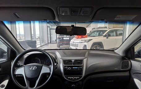Hyundai Solaris II рестайлинг, 2014 год, 742 000 рублей, 18 фотография