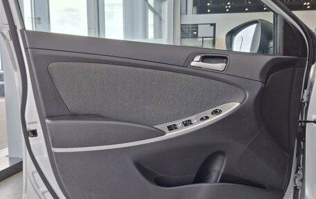 Hyundai Solaris II рестайлинг, 2014 год, 742 000 рублей, 11 фотография