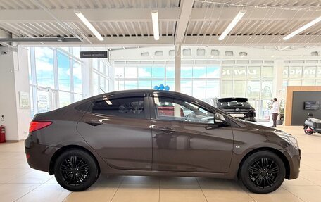 Hyundai Solaris II рестайлинг, 2015 год, 1 199 999 рублей, 7 фотография