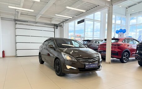 Hyundai Solaris II рестайлинг, 2015 год, 1 199 999 рублей, 8 фотография
