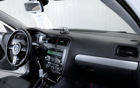 Volkswagen Jetta VI, 2012 год, 810 000 рублей, 16 фотография