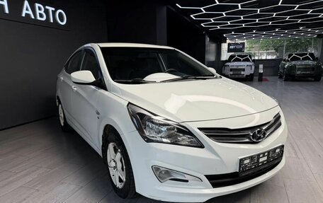 Hyundai Solaris II рестайлинг, 2015 год, 1 039 000 рублей, 3 фотография