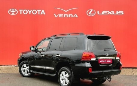 Toyota Land Cruiser 200, 2013 год, 3 990 000 рублей, 3 фотография