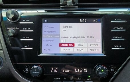 Toyota Camry, 2019 год, 1 890 000 рублей, 12 фотография