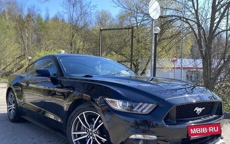 Ford Mustang VI рестайлинг, 2017 год, 2 700 000 рублей, 7 фотография