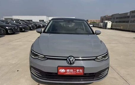 Volkswagen Golf VIII, 2022 год, 1 843 000 рублей, 2 фотография