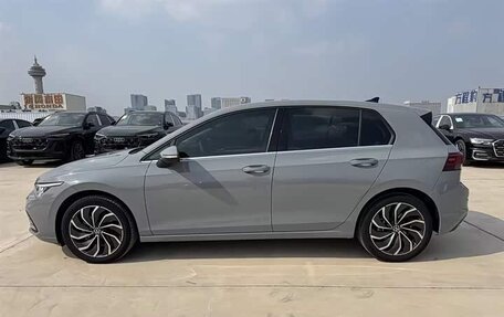 Volkswagen Golf VIII, 2022 год, 1 843 000 рублей, 4 фотография