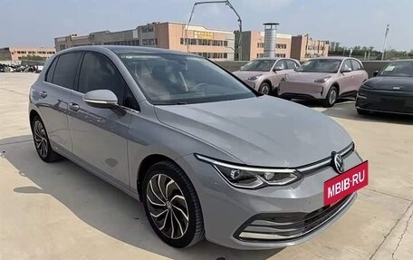 Volkswagen Golf VIII, 2022 год, 1 843 000 рублей, 3 фотография
