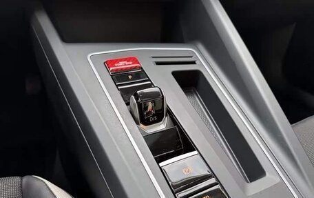 Volkswagen Golf VIII, 2022 год, 1 843 000 рублей, 15 фотография