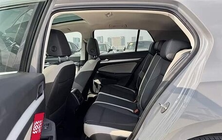 Volkswagen Golf VIII, 2022 год, 1 843 000 рублей, 13 фотография