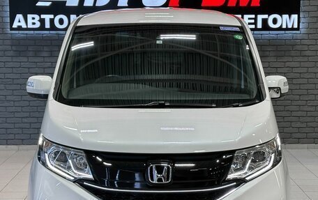 Honda Stepwgn IV, 2016 год, 1 797 000 рублей, 3 фотография