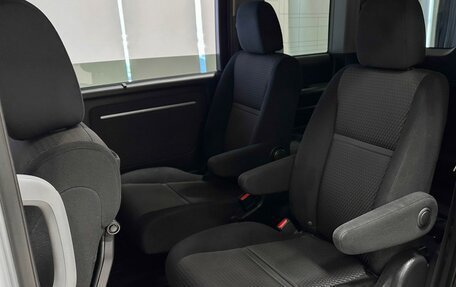 Honda Stepwgn IV, 2016 год, 1 797 000 рублей, 12 фотография