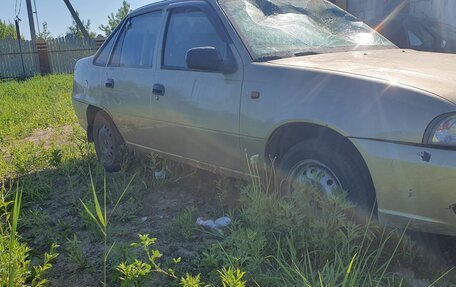 Daewoo Nexia I рестайлинг, 2011 год, 124 000 рублей, 3 фотография