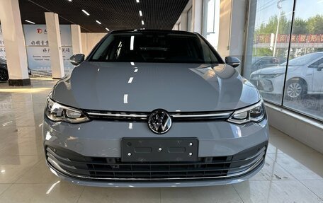 Volkswagen Golf VIII, 2022 год, 1 990 000 рублей, 7 фотография