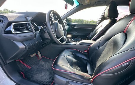 Toyota Camry, 2018 год, 2 350 000 рублей, 8 фотография