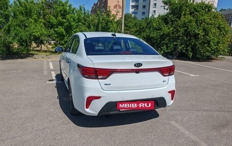 KIA Rio IV, 2020 год, 1 570 000 рублей, 3 фотография