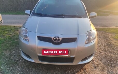 Toyota Auris II, 2008 год, 700 000 рублей, 3 фотография