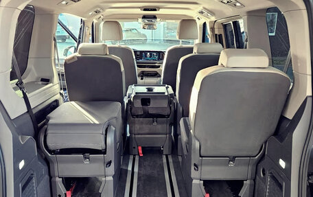Volkswagen Multivan, 2025 год, 6 520 000 рублей, 21 фотография