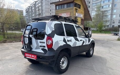 Chevrolet Niva I рестайлинг, 2013 год, 380 000 рублей, 4 фотография