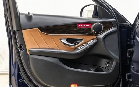 Mercedes-Benz C-Класс, 2018 год, 2 468 000 рублей, 33 фотография