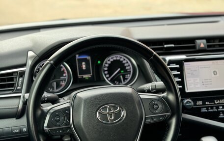 Toyota Camry, 2019 год, 2 130 000 рублей, 17 фотография