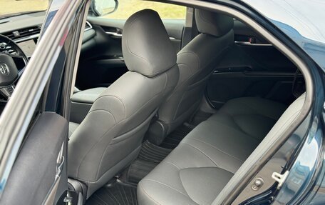 Toyota Camry, 2019 год, 2 130 000 рублей, 16 фотография