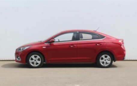 Hyundai Solaris II рестайлинг, 2018 год, 1 220 000 рублей, 8 фотография