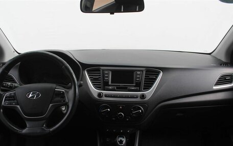 Hyundai Solaris II рестайлинг, 2018 год, 1 220 000 рублей, 15 фотография