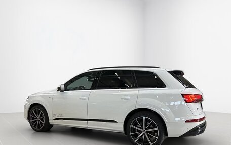 Audi Q7, 2025 год, 15 300 000 рублей, 3 фотография