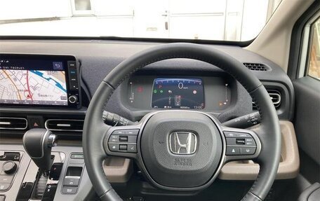 Honda Freed, 2025 год, 2 000 000 рублей, 12 фотография