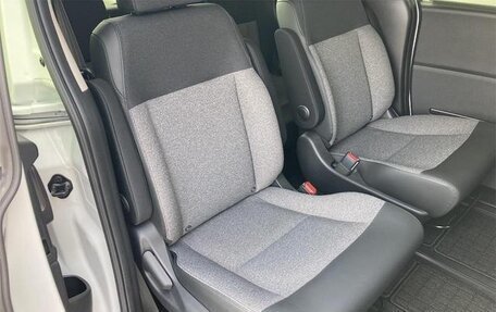 Honda Freed, 2025 год, 2 000 000 рублей, 28 фотография