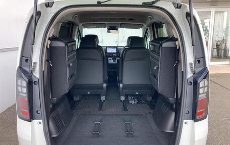 Honda Freed, 2025 год, 2 000 000 рублей, 36 фотография