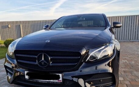 Mercedes-Benz E-Класс, 2018 год, 3 250 000 рублей, 2 фотография