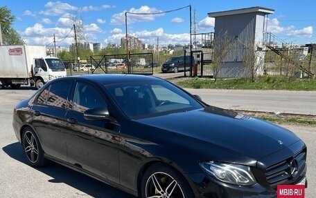 Mercedes-Benz E-Класс, 2018 год, 3 250 000 рублей, 8 фотография