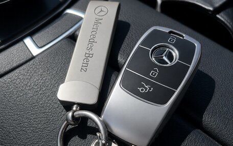 Mercedes-Benz E-Класс, 2018 год, 3 250 000 рублей, 18 фотография