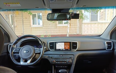 KIA Sportage IV рестайлинг, 2019 год, 2 250 000 рублей, 13 фотография