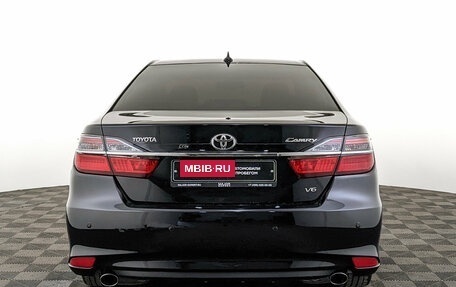 Toyota Camry, 2015 год, 1 995 000 рублей, 6 фотография