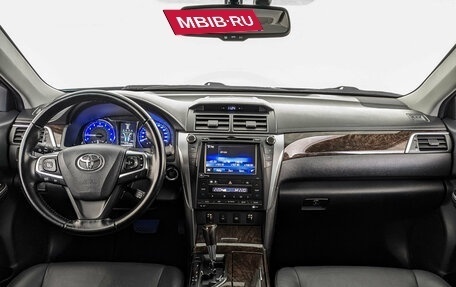 Toyota Camry, 2015 год, 1 995 000 рублей, 14 фотография