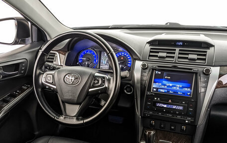 Toyota Camry, 2015 год, 1 995 000 рублей, 28 фотография